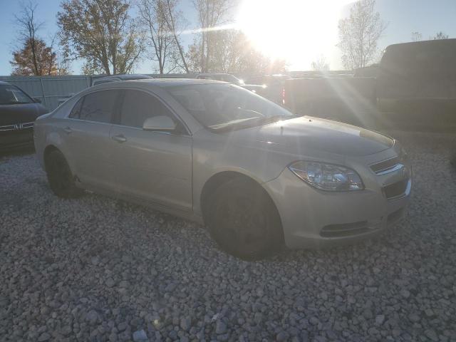 1G1ZH57B094109156 - 2009 CHEVROLET MALIBU 1LT GOLD photo 4
