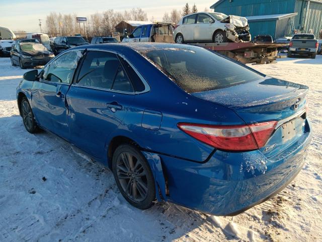 4T1BF1FK6HU803451 - 2017 TOYOTA CAMRY LE BLUE photo 2