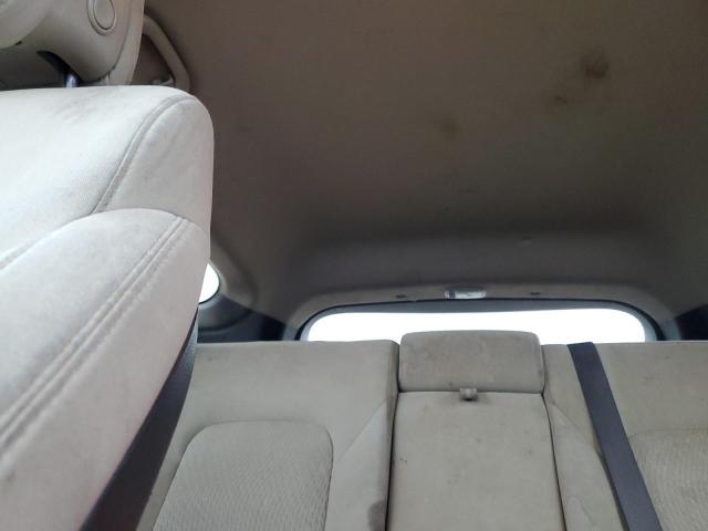 5XYZUDLB0HG412960 - 2017 HYUNDAI SANTA FE S WHITE photo 10