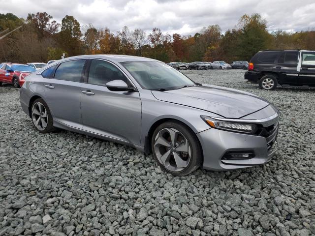 1HGCV2F92LA001814 - 2020 HONDA ACCORD TOURING 银色 照片 4