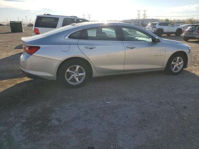 1G1ZB5ST3JF106391 - 2018 CHEVROLET MALIBU LS Argent photo 3