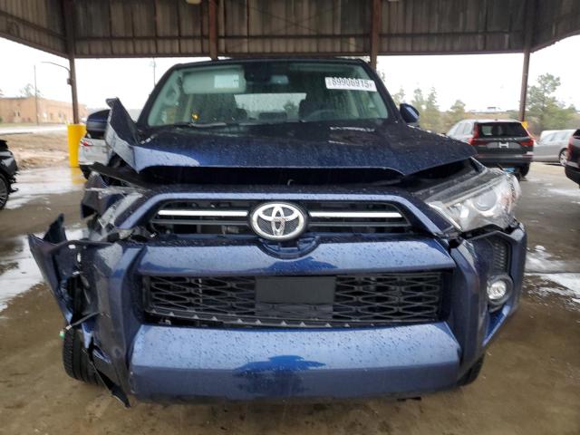 JTEEU5JR6P5279614 - 2023 TOYOTA 4RUNNER SR5 أزرق صورة 5
