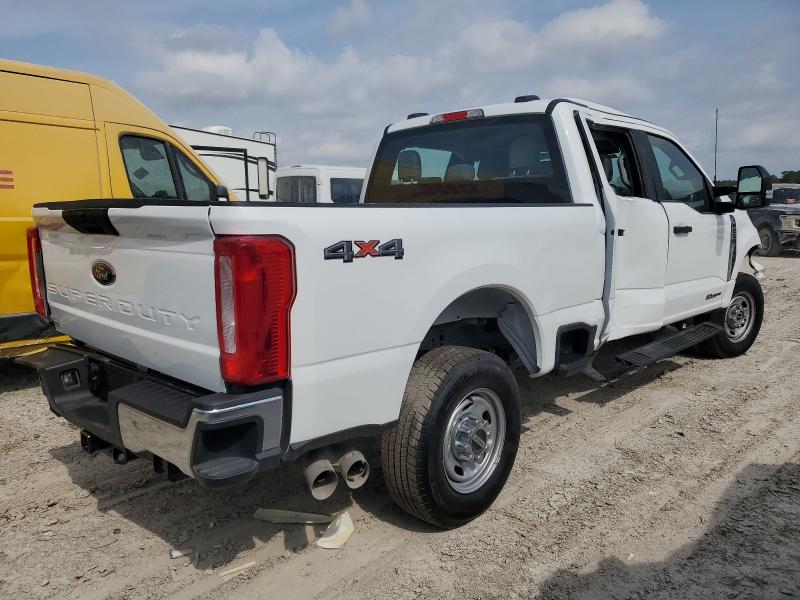 1FT7W2BT9REF83927 - 2024 FORD F250 SUPER DUTY თეთრი ფოტო 3