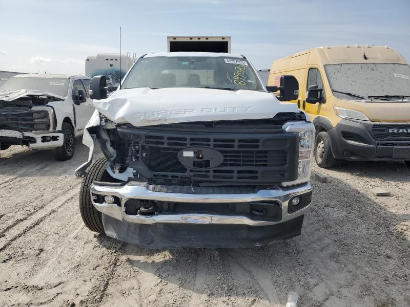 1FT7W2BT9REF83927 - 2024 FORD F250 SUPER DUTY თეთრი ფოტო 5