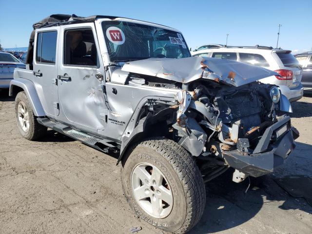 1C4BJWEG8DL601241 - 2013 JEEP WRANGLER U SAHARA SILVER photo 4