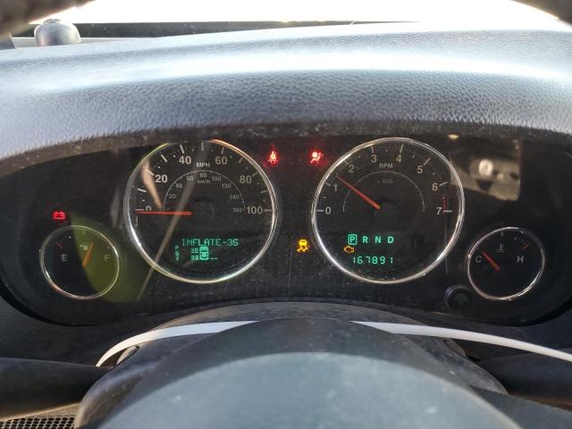 1C4BJWEG8DL601241 - 2013 JEEP WRANGLER U SAHARA SILVER photo 9