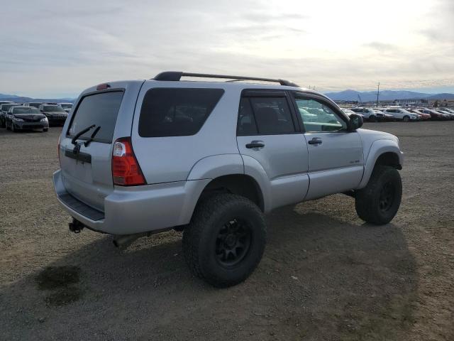 JTEBU14R670113355 - 2007 TOYOTA 4RUNNER SR5 SILVER photo 3