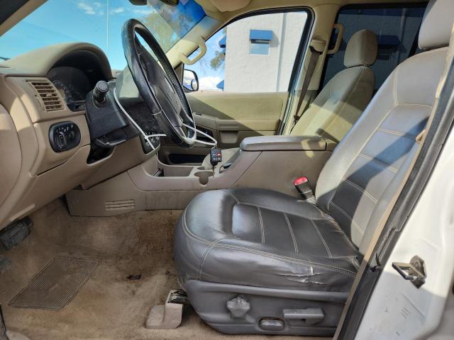 1FMZU73W22UD57580 - 2002 FORD EXPLORER XLT Weiß Foto 7