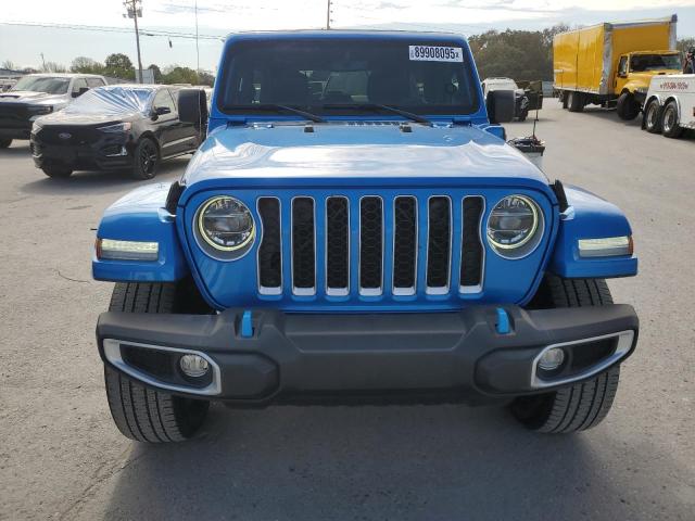 1C4JJXP66NW275039 - 2022 JEEP WRANGLER U SAHARA 4XE BLUE photo 5