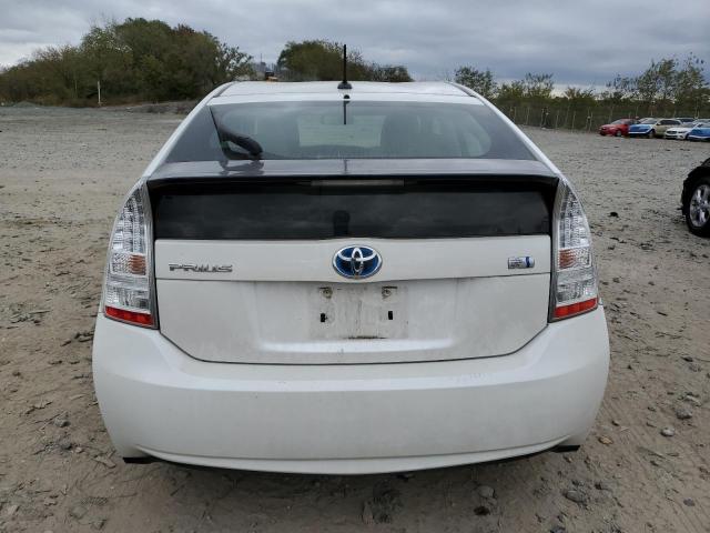 JTDKN3DUXB0285303 - 2011 TOYOTA PRIUS WHITE photo 6