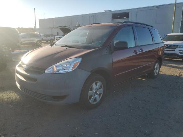 2005 TOYOTA SIENNA CE, 