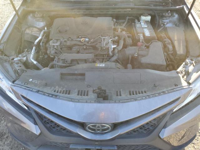 4T1B11HK6JU040736 - 2018 TOYOTA CAMRY L GRAY photo 11