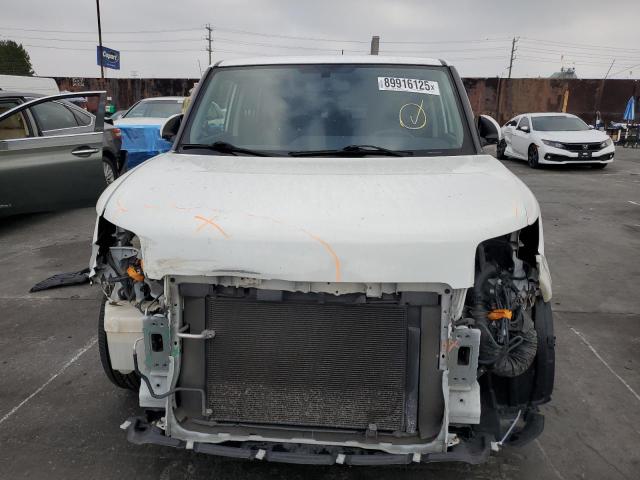 JTLZE4FE9EJ052414 - 2014 TOYOTA SCION XB 白色 照片 5