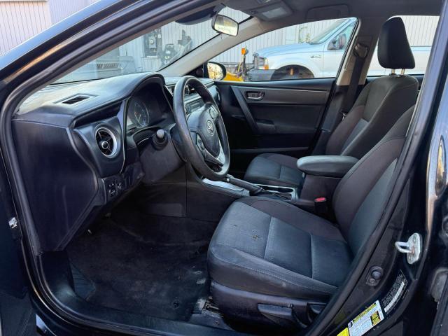 2T1BURHE4JC051106 - 2018 TOYOTA COROLLA L Qara foto 11