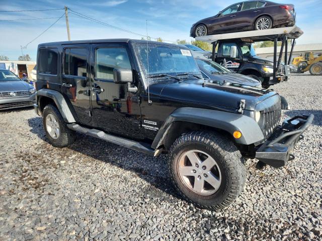 1C4BJWDG7CL280566 - 2012 JEEP WRANGLER U SPORT Siyah fotoğraf 4