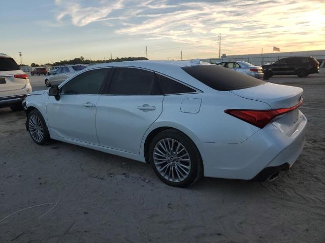 4T1BZ1FB1KU003767 - 2019 TOYOTA AVALON XLE أبيض صورة 2