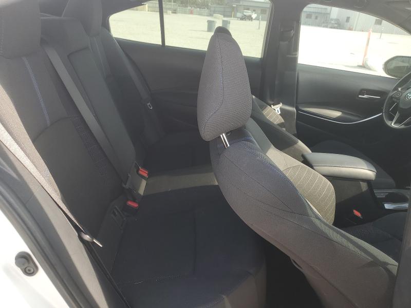 JTDS4MCE4MJ062254 - 2021 TOYOTA COROLLA SE WHITE photo 10