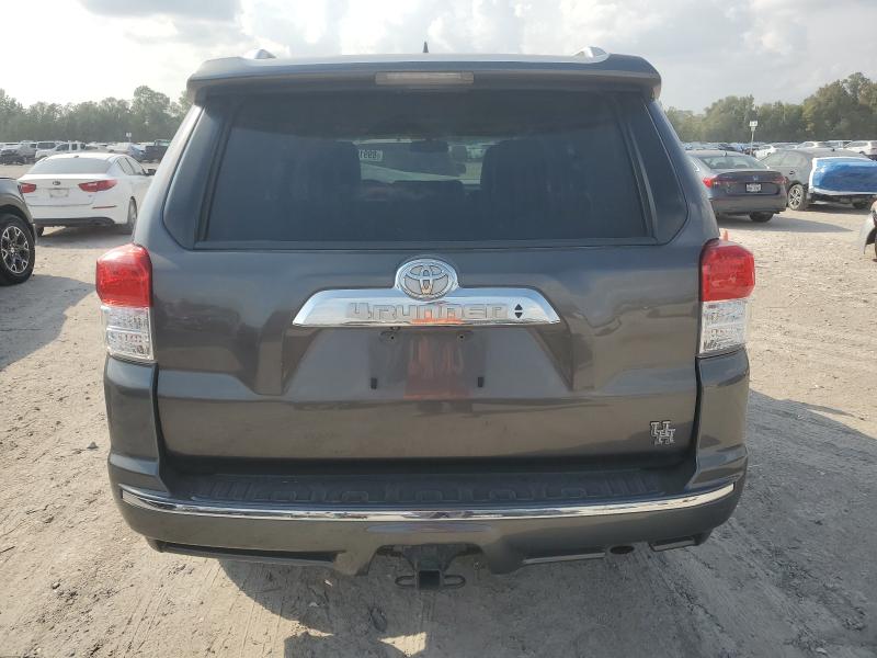 JTEZU5JR0D5047197 - 2013 TOYOTA 4RUNNER SR5 GRAY photo 6
