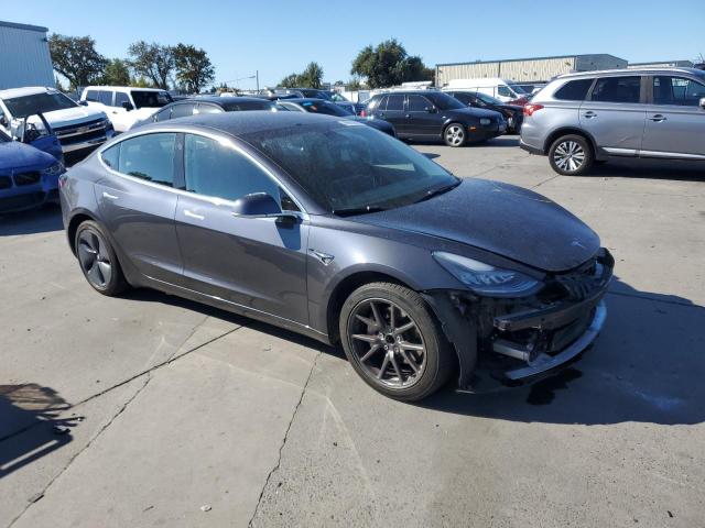 5YJ3E1EA8KF400432 - 2019 TESLA MODEL 3 GRAY photo 4