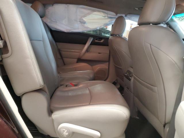 5TDZK3EH0CS061917 - 2012 TOYOTA HIGHLANDER BASE იასამნისფერი ფოტო 11