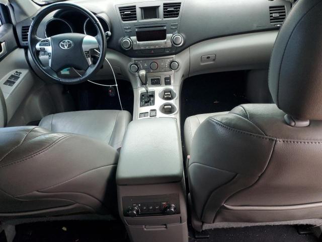 5TDZK3EH0CS061917 - 2012 TOYOTA HIGHLANDER BASE იასამნისფერი ფოტო 8