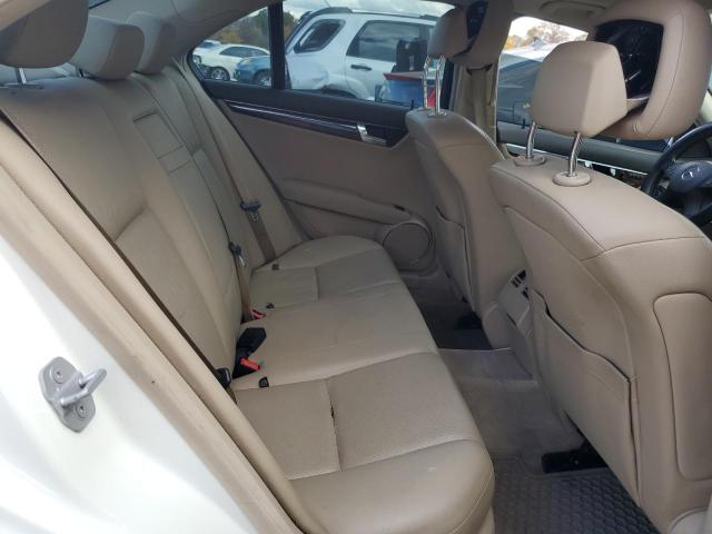 WDDGF8BB1AR093236 - 2010 MERCEDES-BENZ C 300 4MATIC WHITE photo 10
