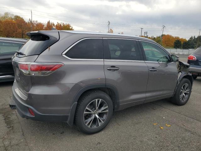 5TDJKRFH1GS314361 - 2016 TOYOTA HIGHLANDER XLE GRAY photo 3