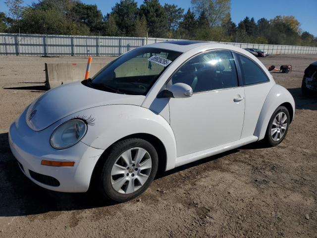 2010 VOLKSWAGEN NEW BEETLE, null