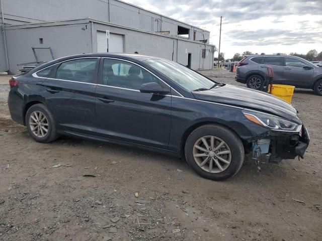 5NPE24AF7KH734778 - 2019 HYUNDAI SONATA SE Siyah fotoğraf 4