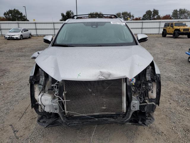 5TDKZRFH0KS573593 - 2019 TOYOTA HIGHLANDER SE SILVER photo 5