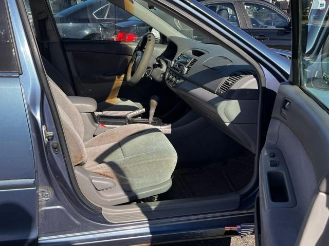 4T1BE32KX3U652157 - 2003 TOYOTA CAMRY LE Niebieski zdjęcie 5