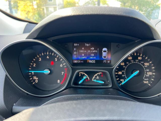 1FMCU9GD7HUA9809 - 2017 FORD ESCAPE SE 灰色 照片 8