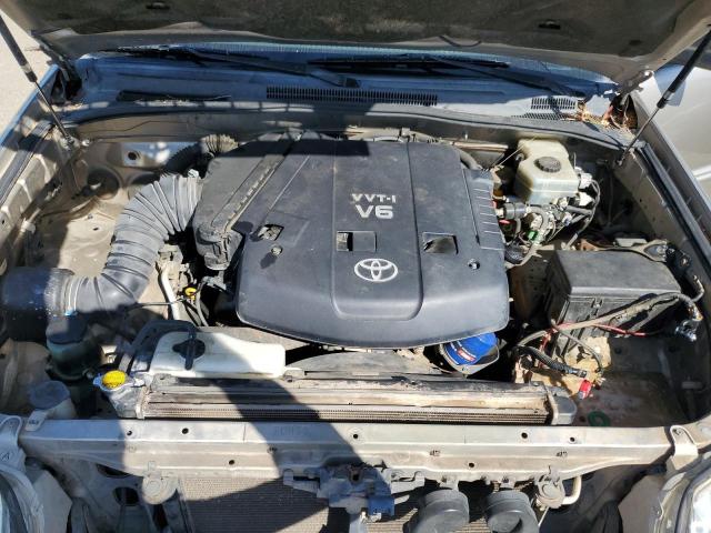 JTEZU14R040025685 - 2004 TOYOTA 4RUNNER SR5 银色 照片 12