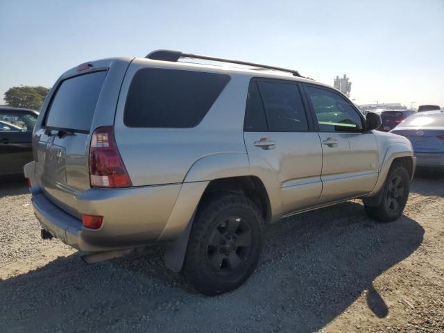 JTEZU14R040025685 - 2004 TOYOTA 4RUNNER SR5 银色 照片 3