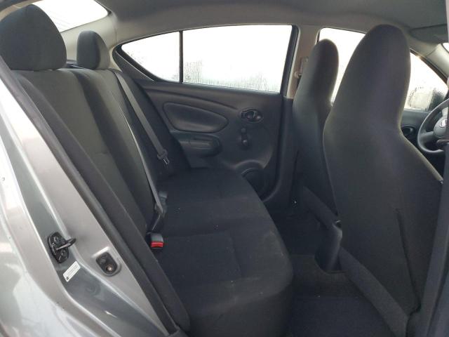 3N1CN7AP5DL867909 - 2013 NISSAN VERSA S GRAY photo 10