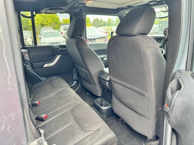 1C4BJWEG1EL304085 - 2014 JEEP WRANGLER U SAHARA GRAY photo 6