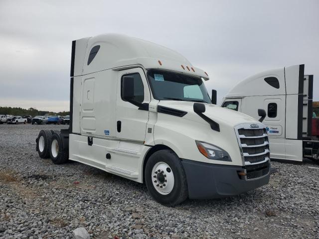 3AKJHHDR3KSKF0542 - 2019 FREIGHTLINER CASCADIA 1 WHITE photo 4