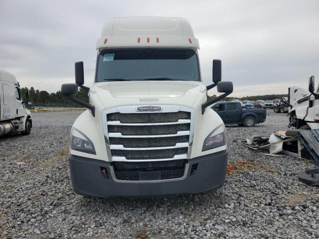3AKJHHDR3KSKF0542 - 2019 FREIGHTLINER CASCADIA 1 WHITE photo 5