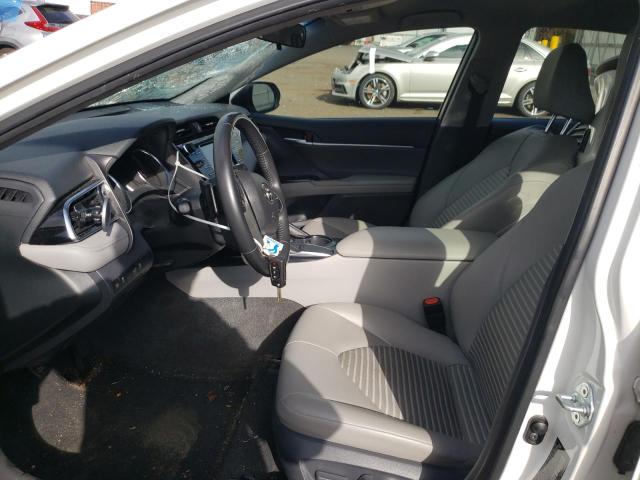 JTNB11HK8J3032885 - 2018 TOYOTA CAMRY L WHITE photo 7