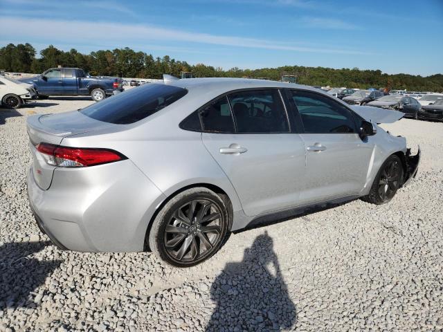 5YFS4MCE2SP235312 - 2025 TOYOTA COROLLA SE فضي صورة 3