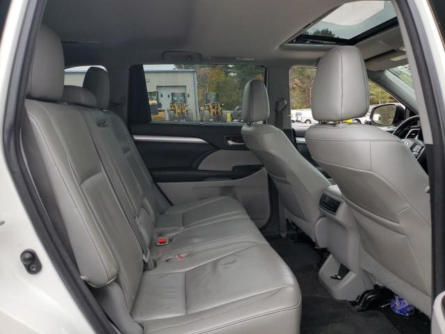 5TDJKRFH8GS287286 - 2016 TOYOTA HIGHLANDER XLE 白色 照片 11