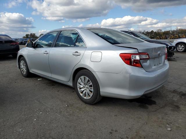 4T4BF1FK7DR276035 - 2013 TOYOTA CAMRY L SILVER photo 2