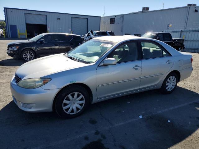 2005 TOYOTA CAMRY LE, 