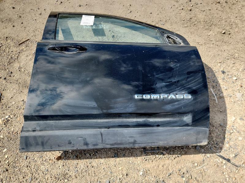 1C4NJDBB7FD379153 - 2015 JEEP COMPASS SPORT Серебристый фото 12