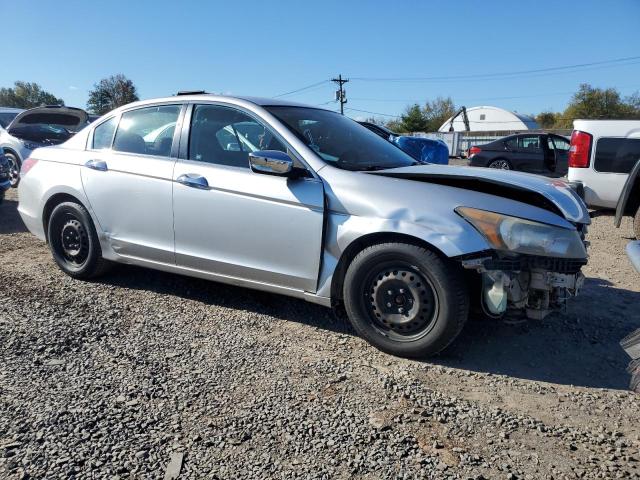 1HGCP2F33CA044497 - 2012 HONDA ACCORD LX ვერცხლისფერი ფოტო 4