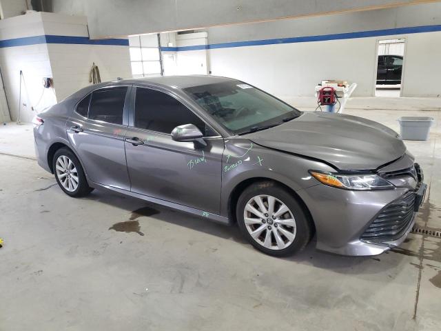 4T1C11AK0LU870842 - 2020 TOYOTA CAMRY LE 石墨色 照片 4