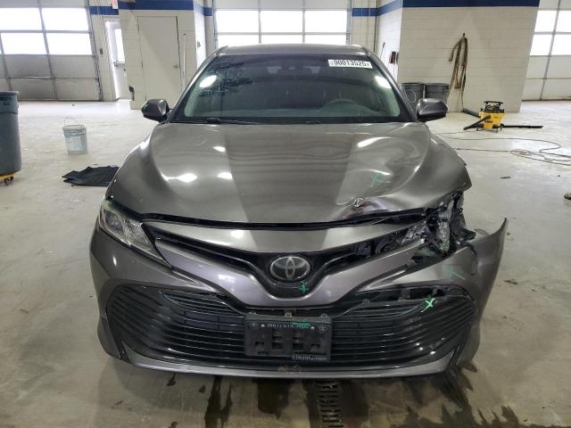 4T1C11AK0LU870842 - 2020 TOYOTA CAMRY LE 石墨色 照片 5