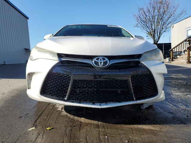 4T1BF1FK9FU020315 - 2015 TOYOTA CAMRY LE WHITE photo 5