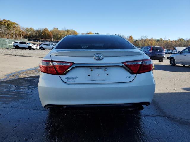 4T1BF1FK9FU020315 - 2015 TOYOTA CAMRY LE WHITE photo 6