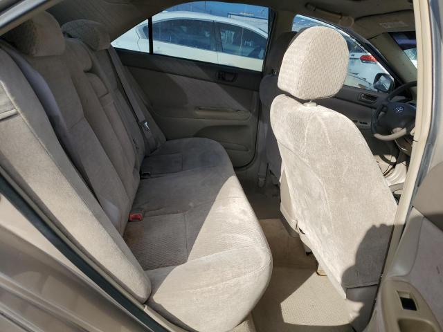 4T1BE32K22U096263 - 2002 TOYOTA CAMRY LE ბეჟი ფოტო 10